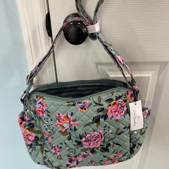 Vera Bradley Handbags - Vera Bradley Floral Crossbody